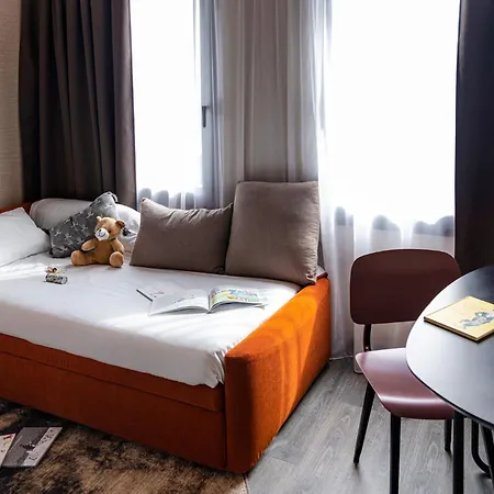 Novotel Paris Suresnes Longchamp Exterior foto