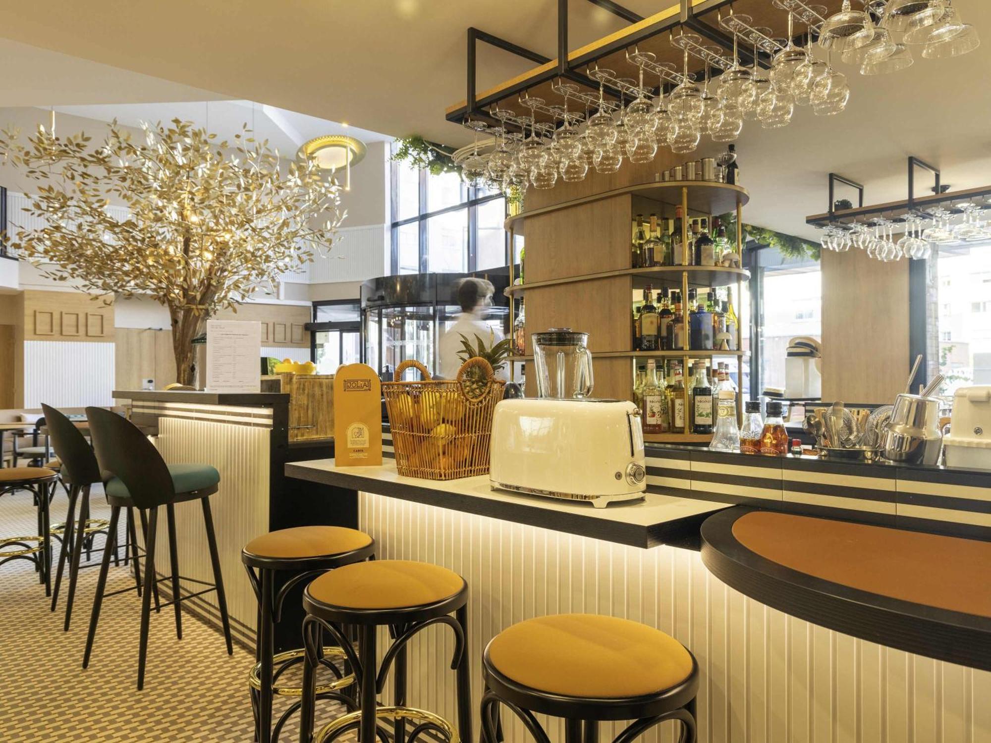 Novotel Paris Longchamp 4*