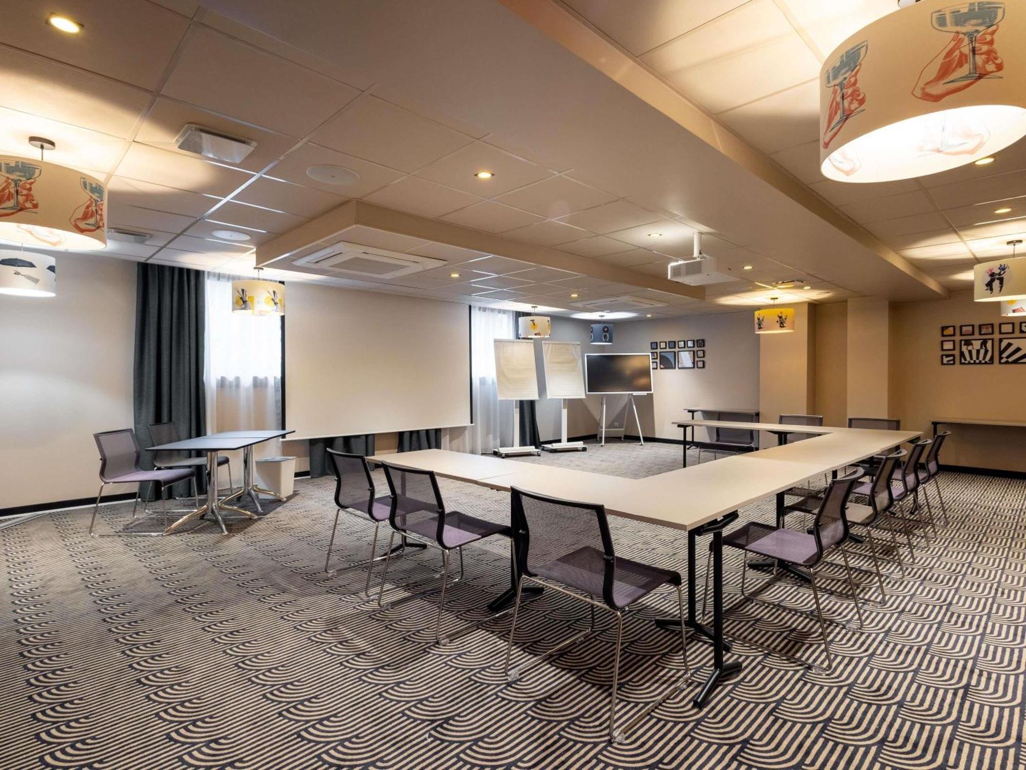 Novotel Paris Longchamp 4* Suresnes